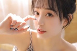 燕尾服高清下载[蓝光]电影海报