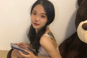 和女友偷偷的做[完整版]电影海报