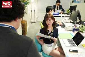 女性会在卫生巾上面大小便吗[蓝光]电影海报