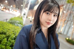 疯魔美女什么播放器可以看[MP4]电影海报